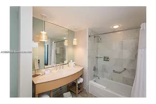 18683 Collins Ave, Sunny Isles Beach, FL 33160 - Photo 7