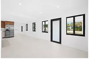 10000 SW 43rd St, Miami, FL 33165 - Photo 5
