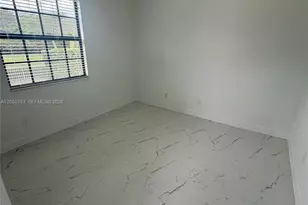 8711 NW 41st St, Cooper City, FL 33024 - Photo 15