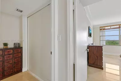 155 Ocean Lane Dr #614, Key Biscayne, FL 33149 - Photo 25