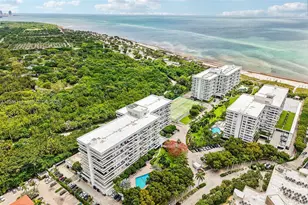 155 Ocean Ln Dr, Key Biscayne, FL 33149 - Photo 39