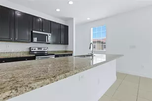 14776 SW 10th St, Pembroke Pines, FL 33027 - Photo 7