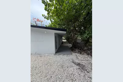 3220 Plaza St #3220, Miami, FL 33133 - Photo 13