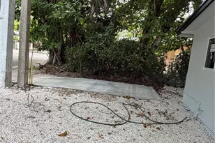 3220 Plaza St, Miami, FL 33133 - Photo 5
