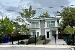 37 NW 70th St, Miami, FL 33150 - Photo 5