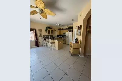 18201 SW 144th Ct, Miami, FL 33177 - Photo 7