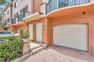 2107 SE 10th Ave, Fort Lauderdale, FL 33316 - Photo 1