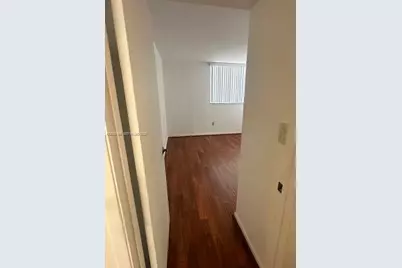 870 NW 87th Ave #302, Miami, FL 33172 - Photo 23