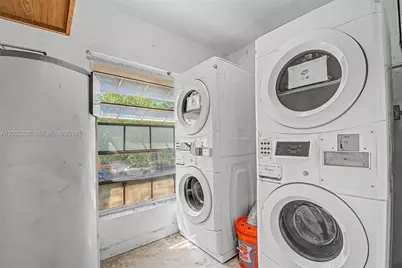 427 Anastasia Ave #11, Coral Gables, FL 33134 - Photo 7