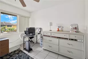 15460 SW 82nd Ln, Miami, FL 33193 - Photo 13