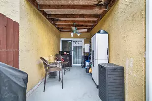 15460 SW 82nd Ln, Miami, FL 33193 - Photo 17