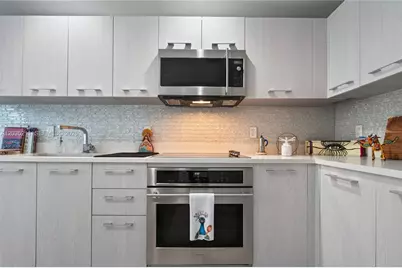55 SW 9th St #3802, Miami, FL 33130 - Photo 9