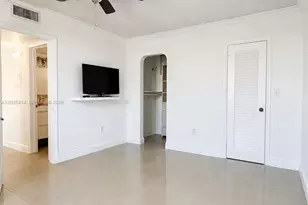2999 Point E Dr, Aventura, FL 33160 - Photo 11