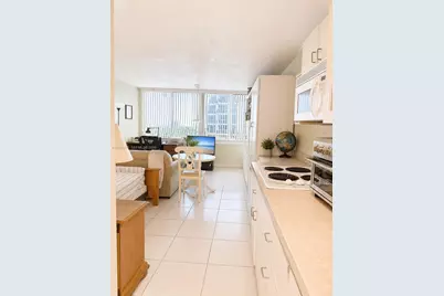 19201 Collins Ave #527, Sunny Isles Beach, FL 33160 - Photo 3