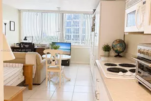19201 Collins Ave, Sunny Isles Beach, FL 33160 - Photo 3