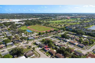 1421 NW 33rd Ave, Lauderhill, FL 33311 - Photo 27