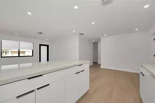 1421 NW 33rd Ave, Lauderhill, FL 33311 - Photo 9