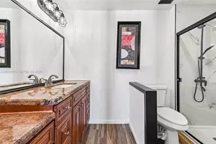 207 NW 45th Ave, Deerfield Beach, FL 33442 - Photo 21
