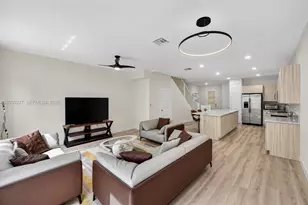 15841 NW 91st Ct, Miami Lakes, FL 33018 - Photo 15