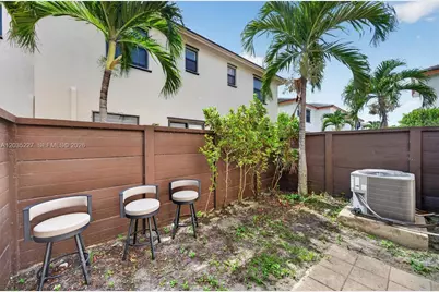 15841 NW 91st Ct, Miami Lakes, FL 33018 - Photo 51