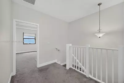 15841 NW 91st Ct, Miami Lakes, FL 33018 - Photo 47