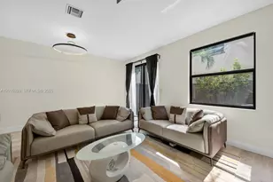 15841 NW 91st Ct, Miami Lakes, FL 33018 - Photo 17