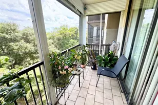 5570 NW 44th St, Lauderhill, FL 33319 - Photo 9