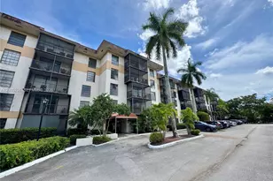 5570 NW 44th St, Lauderhill, FL 33319 - Photo 11