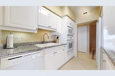 4779 Collins Ave #2708, Miami Beach, FL 33140 - Photo 25