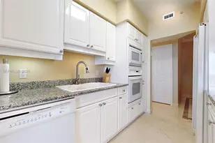 4779 Collins Ave, Miami Beach, FL 33140 - Photo 25