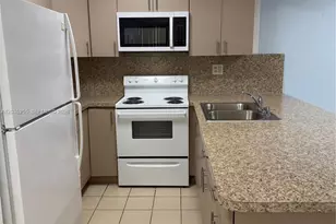 12055 SW 19th Ln, Miami, FL 33175 - Photo 9