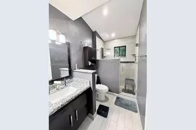 7645 NW 38th Ct, Sunrise, FL 33351 - Photo 17