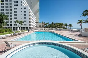 5005 Collins Ave, Miami Beach, FL 33140 - Photo 17