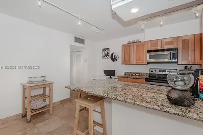 949 Pennsylvania Ave #307, Miami Beach, FL 33139 - Photo 5