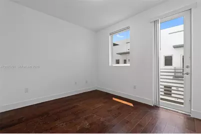 9161 NW 33rd St, Doral, FL 33172 - Photo 11