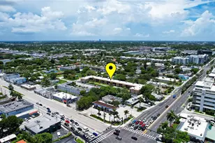 421 NE 1st St, Hallandale Beach, FL 33009 - Photo 33