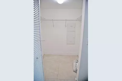951 Brickell Ave #3007, Miami, FL 33131 - Photo 9