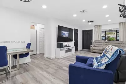 7551 Polk St, Hollywood, FL 33024 - Photo 15