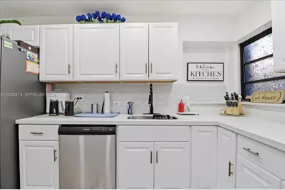 7551 Polk St, Hollywood, FL 33024 - Photo 7