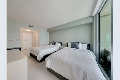 1100 S Miami Ave #3411, Miami, FL 33130 - Photo 5