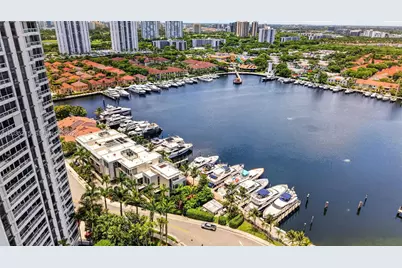 3750 Yacht Club Dr #TH5, Aventura, FL 33180 - Photo 71