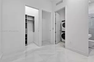 3750 Yacht Club Dr, Aventura, FL 33180 - Photo 25
