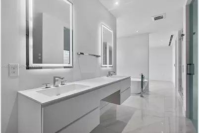 3750 Yacht Club Dr #TH5, Aventura, FL 33180 - Photo 41