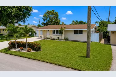 7611 NW 15th Ct, Pembroke Pines, FL 33024 - Photo 3