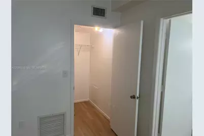 1550 Drexel Ave #203, Miami Beach, FL 33139 - Photo 17