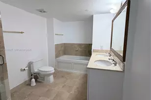 1800 N Bayshore Dr, Miami, FL 33132 - Photo 5