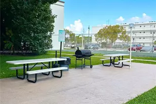 500 NE 2nd St, Dania Beach, FL 33004 - Photo 23