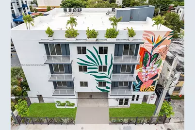 32 NW 14th Ave #4, Miami, FL 33125 - Photo 1