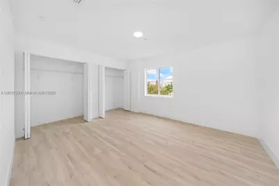 32 NW 14th Ave #4, Miami, FL 33125 - Photo 3