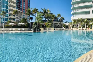 400 South Pointe Dr, Miami Beach, FL 33139 - Photo 17